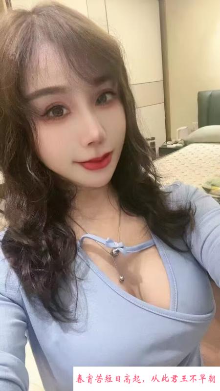 年轻性感小少妇 第2张
