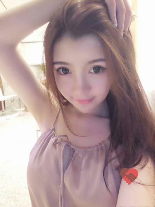 疯狂骑驾输出清纯羞涩小妹娇喘声淫荡嫩穴淫水泛滥 第1张