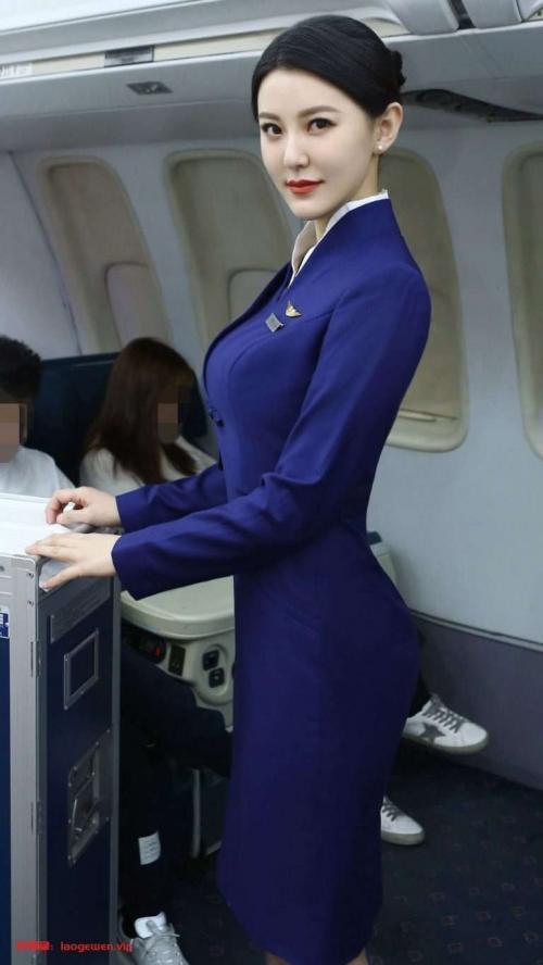 极品空姐，奶子又白又大。 第2张