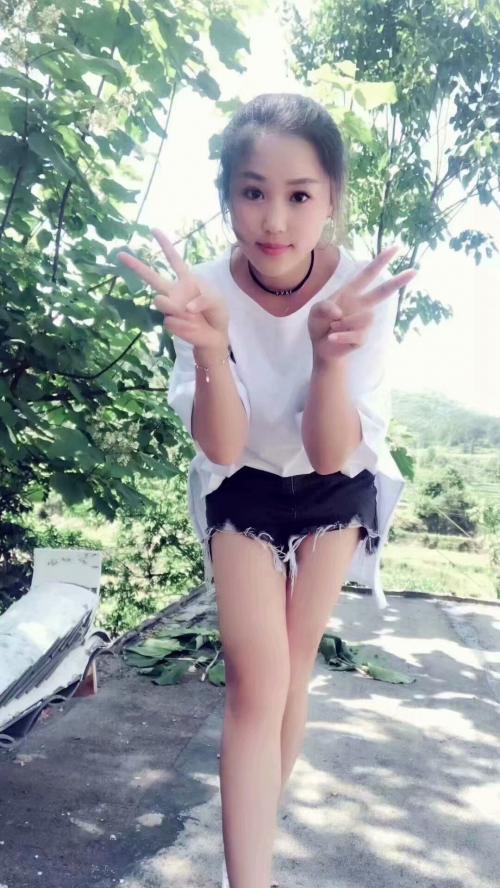南站小雨 第1张