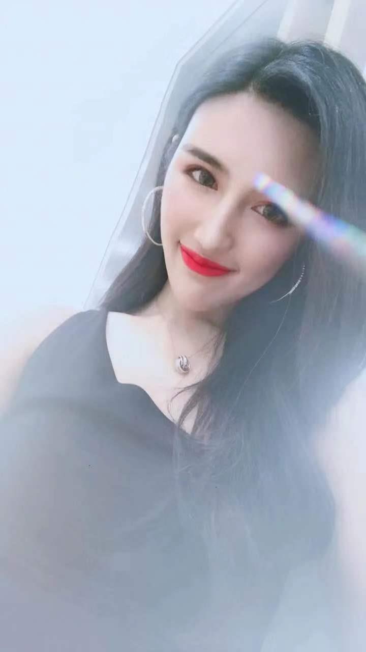 福州福州长腿车模小姐姐兼职 第1张