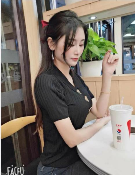 荔湾区临学：人美大奶好气质，服务超骚态度好 第2张