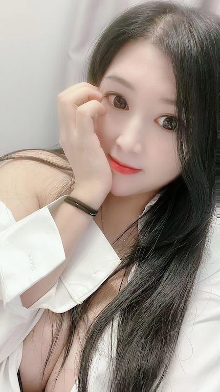 南山爆乳小奶牛 第2张