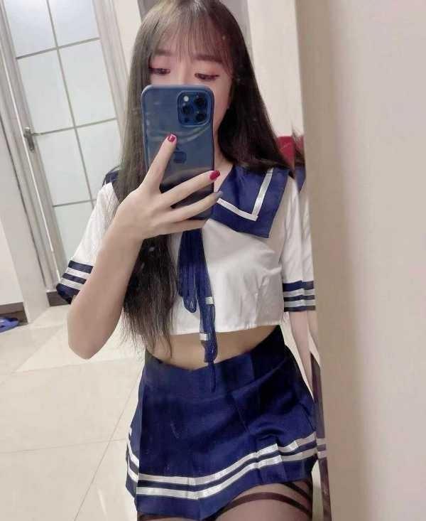 罗湖婷婷 第1张