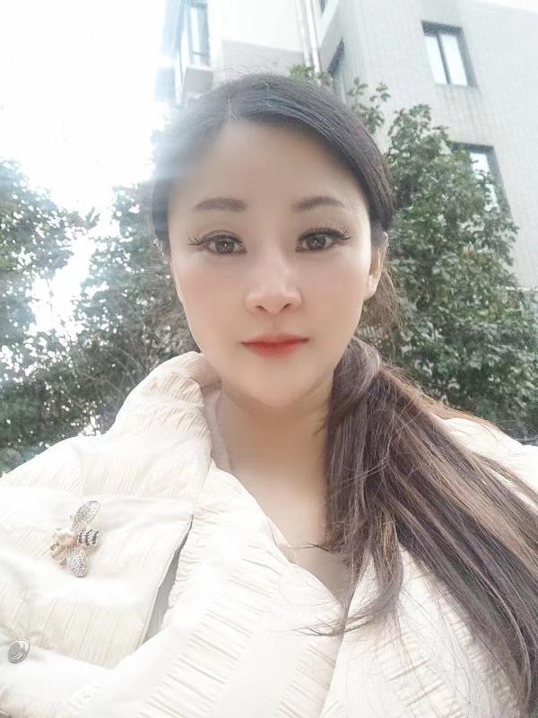 西湖区包夜服务系姐姐 第1张