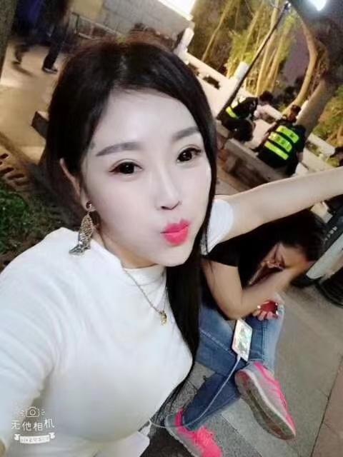 东北骚妇，很爽 第3张