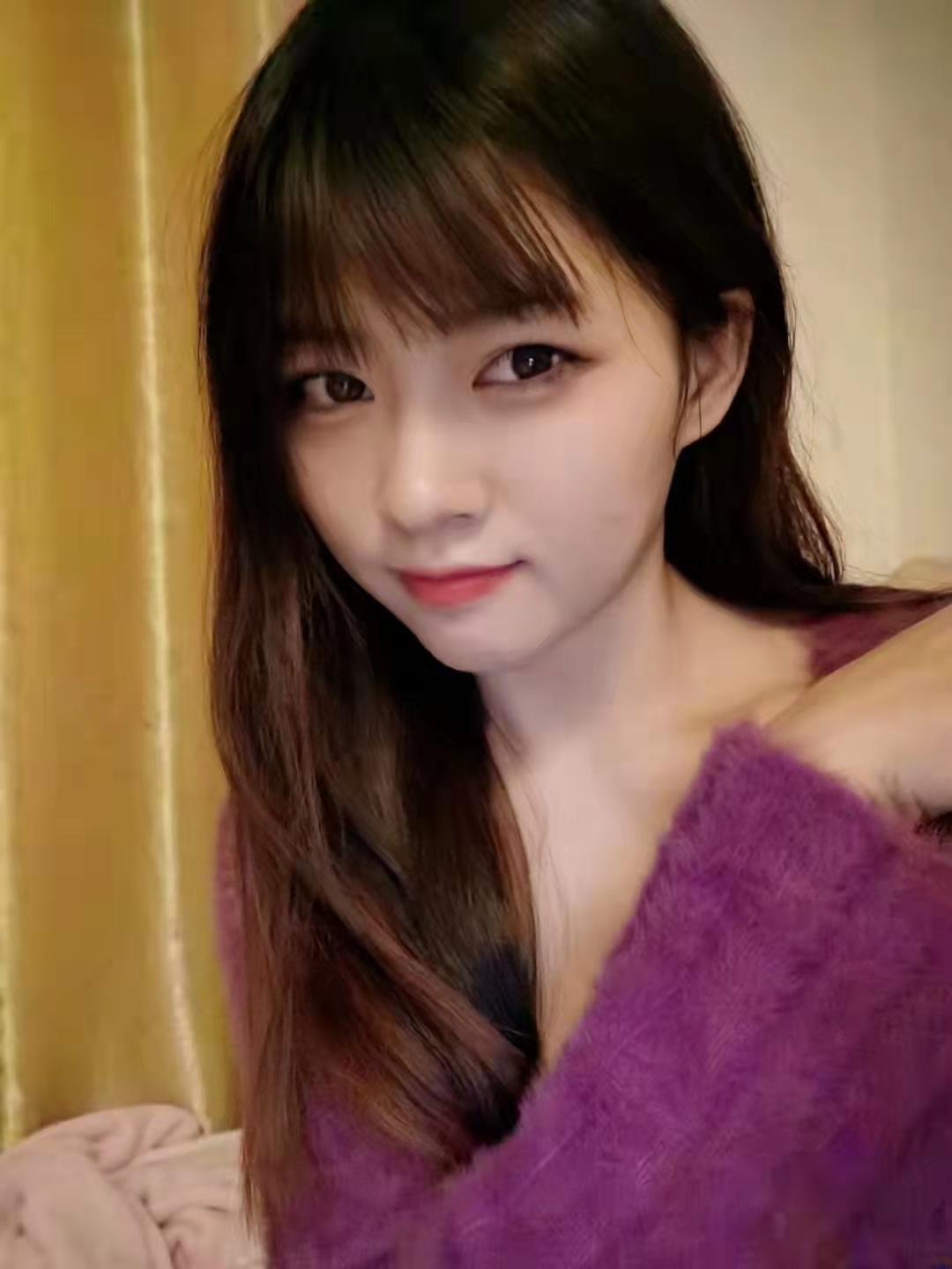 佛山小圆润婉儿，可爱妹子，前凸后翘，眼神迷人 第3张